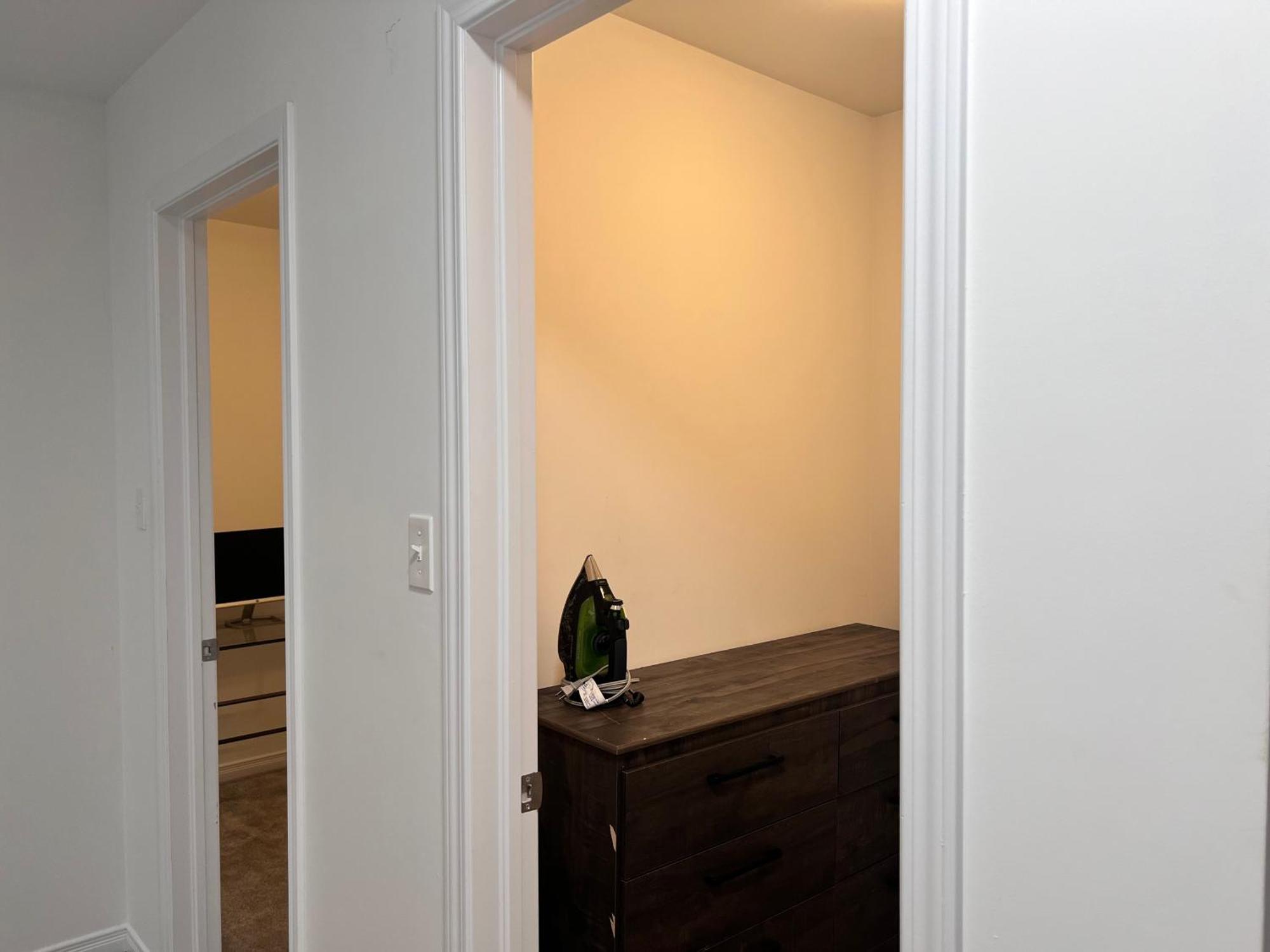 Spacious 4-Bedroom Home, Comfortably Sleeps 10 Barrie Exterior foto